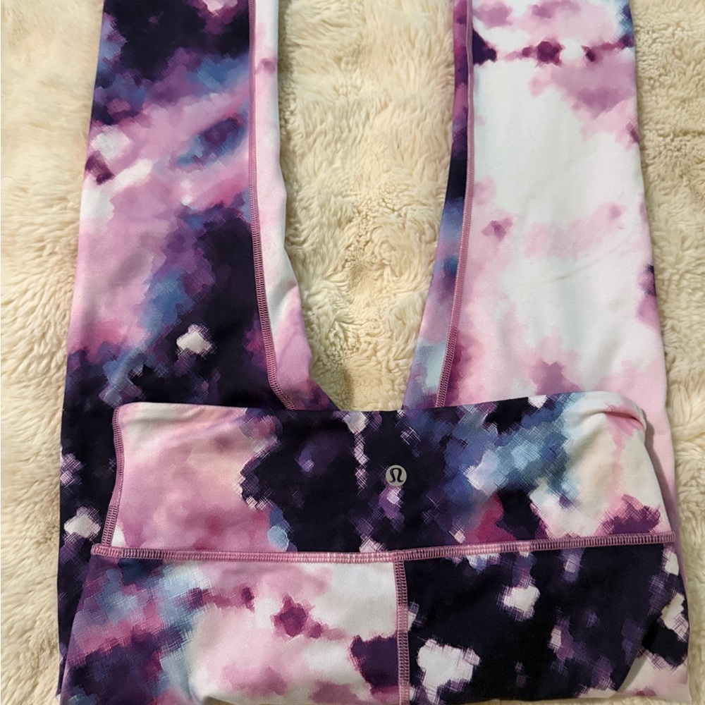 Lululemon Blooming Pixi 🎀 Wunder Under Crop Size 6 - Picture 3 of 5
